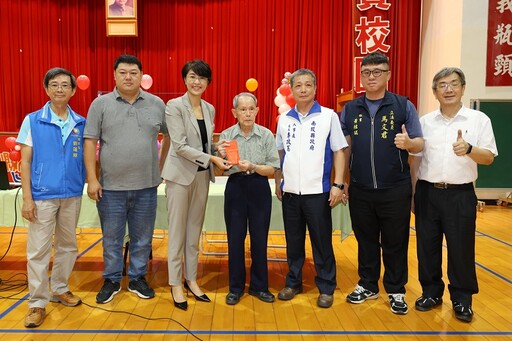 南投縣府辦退休公教人員座談會 許縣長邀大家10月共賞國慶焰火