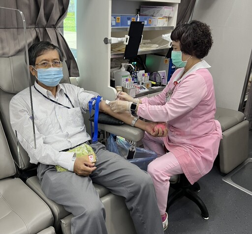 中油煉製事業部挽袖捐熱血 百人響應募得44,750cc愛心能量