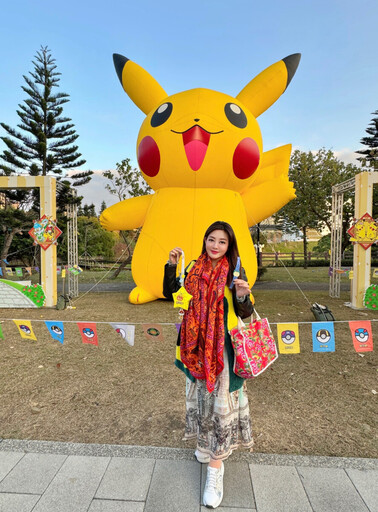 黃韻庭女士登上《時尚漫旅ROAM》封面 與孩子共築城市文化的第一哩路