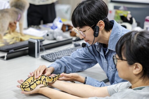 毛孩來上班！幸福感勝加薪約303萬 高市共學營暖心登場