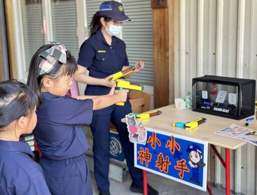 小小警察出任務 尋虎爺聖誕千秋