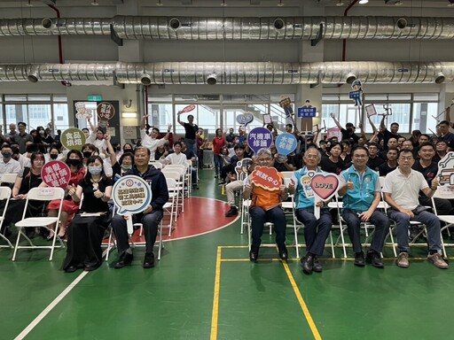 技在心中職在手中 高雄145學員結訓 市府推8大產訓課程再升級
