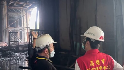 氫氟酸未擴散但濃煙驚人 高雄小港電池廠火警影響六里居民 環保局祭出重罰與停工令