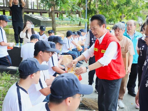 1210位替代役與警專生投入嘉縣救災 劉世芳部長到場慰勞