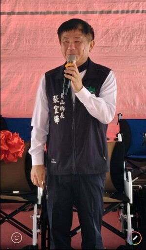 善心關懷 溫暖人心 員山鄉傑出子弟張顯松慷慨捐贈400台輪椅