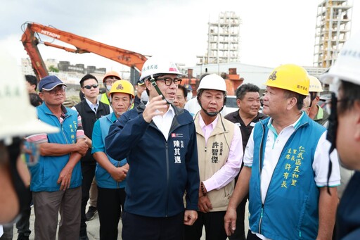 陳其邁視察仁武十九灣滯洪池 與後勁溪拓寬工程