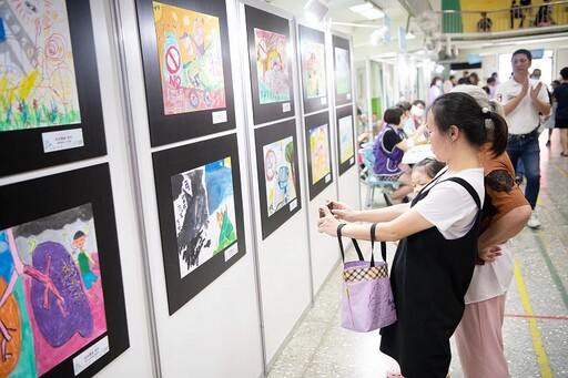 孩子畫出無菸公園模樣 嘉市「無菸嘉藝」活動溫馨登場