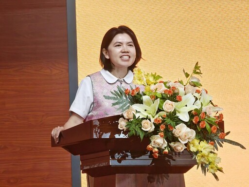「愛在芒果 湘約未來」第八屆湖南衛視實習活動結業式 新聞人朱鳳蓮首出席致詞
