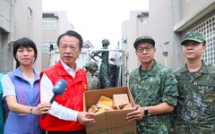 國軍馳援災區 翁章梁感謝弟兄挺身而出助善後