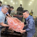 高市府X農會X合作社火速援助偏鄉 姚志旺親上前線搬物資