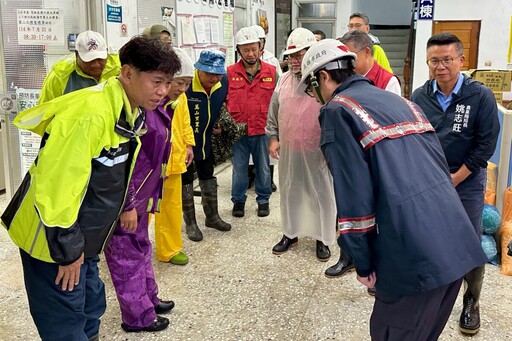 風雨未歇陳其邁直奔山區 杉林甲仙茂林災後勘查、籲民眾切勿進山