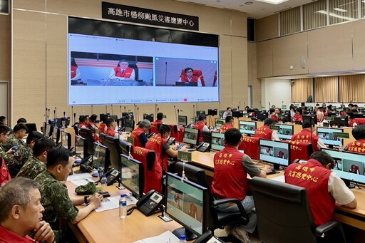風雨升級警戒！陳其邁宣布高雄停班停課 1,800多人預防撤離