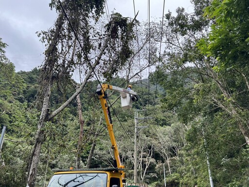楊柳颱風來襲 台電台中區處提早派員、備料前進山區戒備預防停電