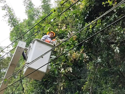 楊柳颱風來襲嘉義10級強陣風衝擊沿海與山區供電 台電全力應變