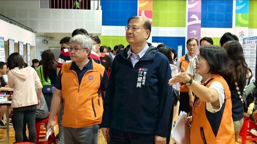 逾千人求職湧進 高市勞工局徵才活動媒合率近52%