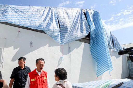 災區民宅屋頂遭颱風吹飛 嘉縣府x百工利他協會修繕