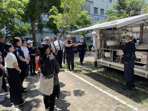 日方救災團隊取經高雄靜思堂 讚嘆慈濟「慈悲+智慧」救命神器