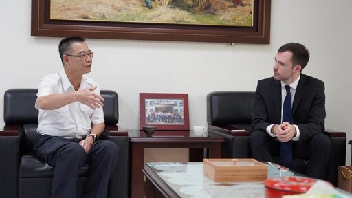 英國在台辦事處英僑服務處參訪嘉縣消防局災害應變中心