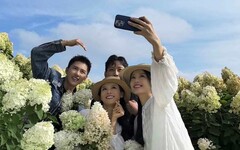 李志希演出雲南首部兩岸花卉文旅微短劇《山海心語 花香兩岸》殺青