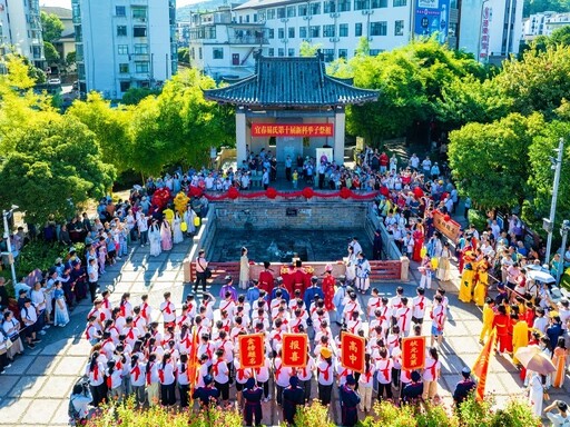 沸騰了！明月山狀元巡遊 驚艷時光傳承千年文脈！