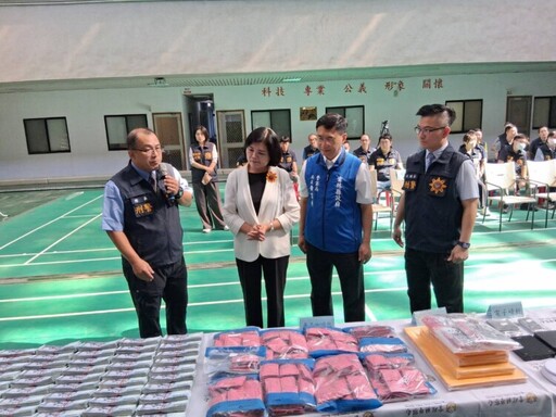 雲林檢警查獲「喪屍菸彈」分裝廠 張麗善頒發破案慰勉金鼓勵