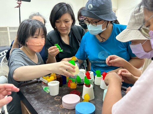 行銷X設計X實戰體驗 高市勞工大學帶學員攻占目光戰場