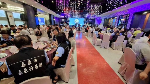嘉市嘉邑行善團慶祝60周年優秀義工表揚暨會員聯誼感恩餐會 公私力量互補互助