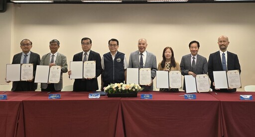 中捷與中台灣6大學簽署MOU共同培育產業人才