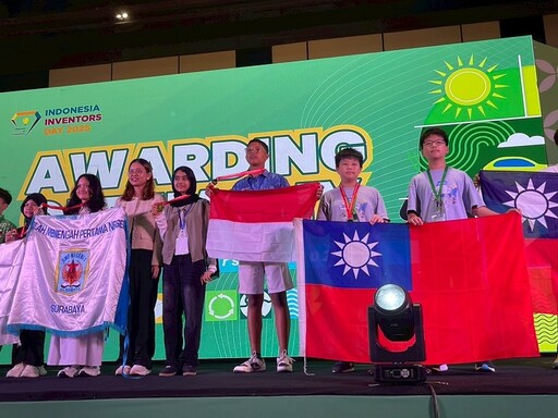 IYIA 印尼國際青少年發明家日 南投縣鯉魚國小勇奪銀牌