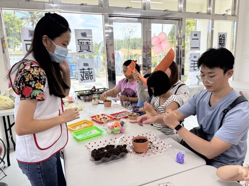 親子共創「萌闆市集」 翻轉療育與永續教育