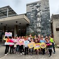 拾光藝事樂齡漫步行！臺東縣府陪伴獨居長者走出家門 感受藝術與自然之美