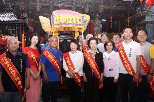 嘉市迎孔繞境 黃敏惠為花蓮祈福、集結民間力量同援花蓮