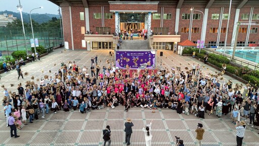 義大35週年培育跨域新世代 千人校友齊聚、AI願景閃耀南方