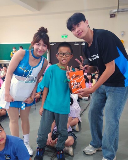 台鋼天鷹啦啦隊球員「校園出任務」首站永芳國小 高市學生50元看球優惠方案 職籃職排全面開放