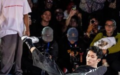 華人之光 台灣舞者「猴王」黃政嘉勇奪日本 RED BULL BC One 世界賽 King of Powermove 冠軍