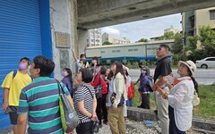信義房屋社區一家走讀彰化 探索全台唯二鐵路穀倉和「綠滾利」的銀行