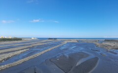 極端氣候挑戰加劇 臺東縣府持續加速卑南溪水覆蓋修復