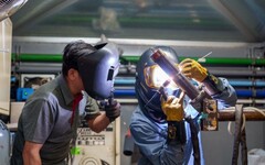 桃分署職訓助中高齡民眾提升技能 銲出職涯薪契機