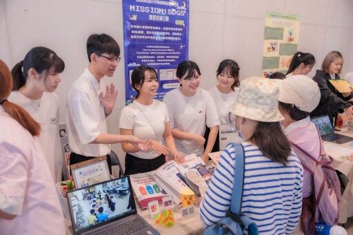 文藻外語教學系畢業成果展 展現AI跨域創新教學