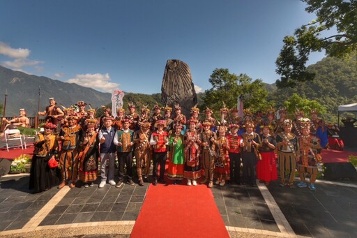 百合花下的誓約!2025魯凱族南島婚禮幸福響徹霧臺