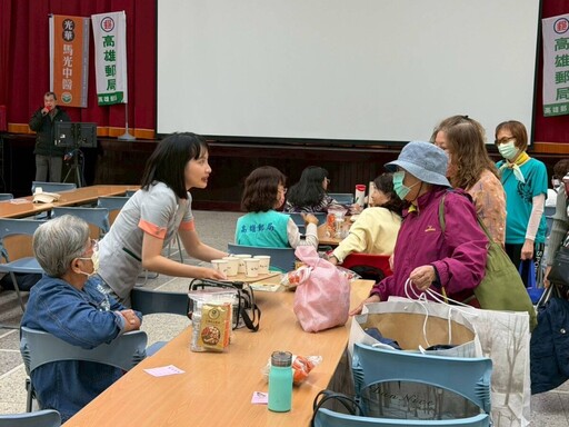 長者好評爆棚!高雄郵局樂齡活動防詐+中醫保健一次滿足