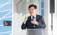 鴻海劉揚偉：AI商機帶旺今年營運優於前一年