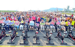 台灣港務公司舉辦愛媽咪公益永續超慢跑活動