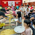 弘光科大生「環台義煮」 同學：分享美食