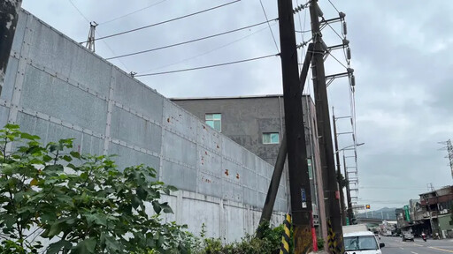 凱米颱風威力強！新竹2千戶停電1人受困電梯