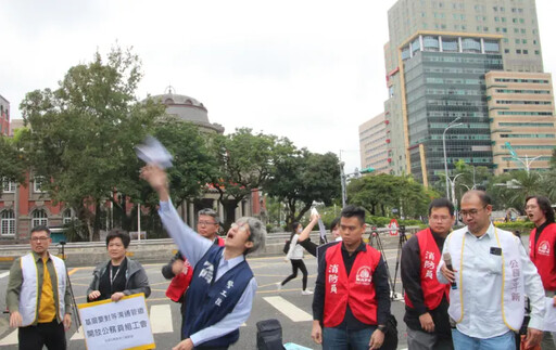 17基層死亡 團體喊公務員須納《職安法》