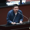 批立場偏頗移工 雇主協會抗議洪申翰接勞長