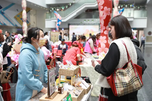 庶民美食拚經濟 陳允寶泉獲選台中傑出女力