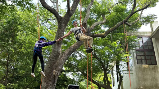 信義房屋社區一家小旅行 帶旅人穿梭清水