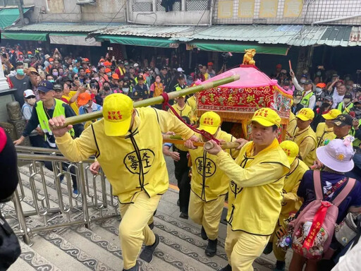 白沙屯媽祖遶境 明增朝天宮-嘉義站接駁